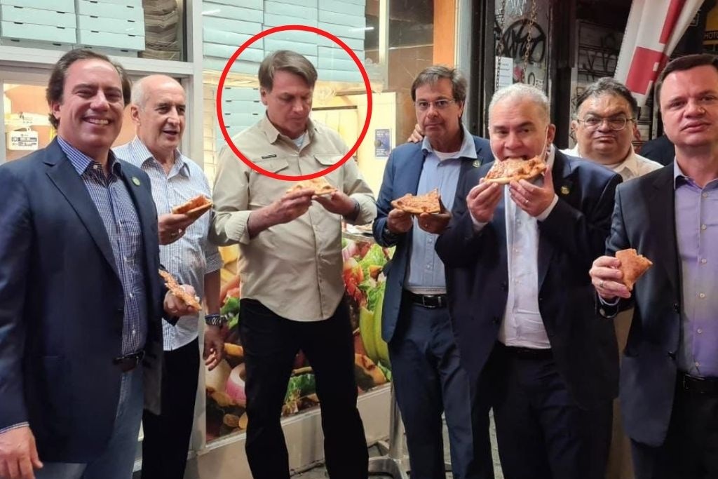 Jair Bolsonaro, obligado a comer en la calle en Nueva York por no estar vacunado contra COVID-19