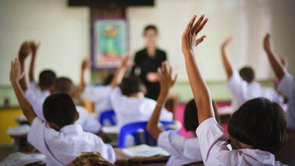 'Ninguna escuela tiene autorizado adelantar el cierre del ciclo escolar', advierte SETAB