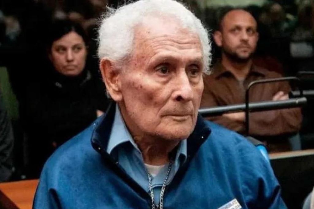 Fallece Miguel Etchecolatz, emblemático represor de la dictadura argentina 