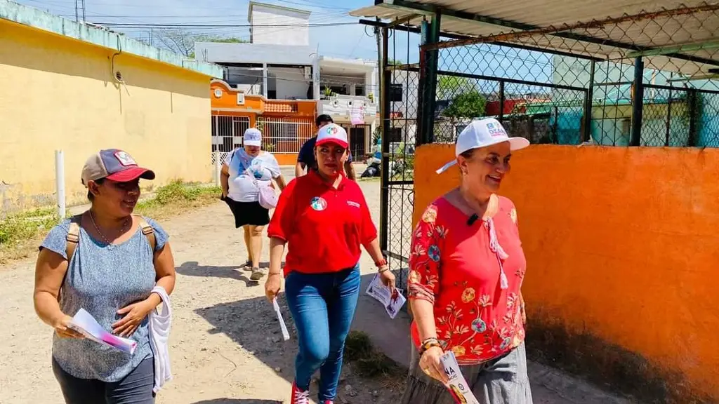 Diana Calzada propone mejorar recolección de basura en Centro - xeva ...