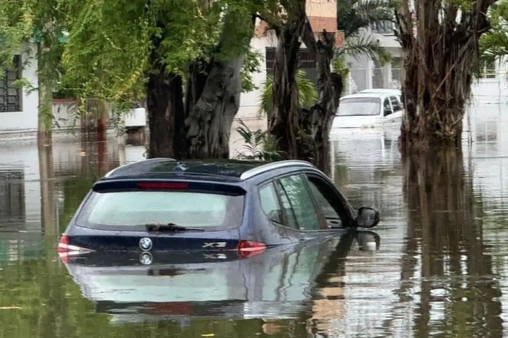 Lluvias Fuertes Dejan Severas Inundaciones En Varias Zonas De Mérida