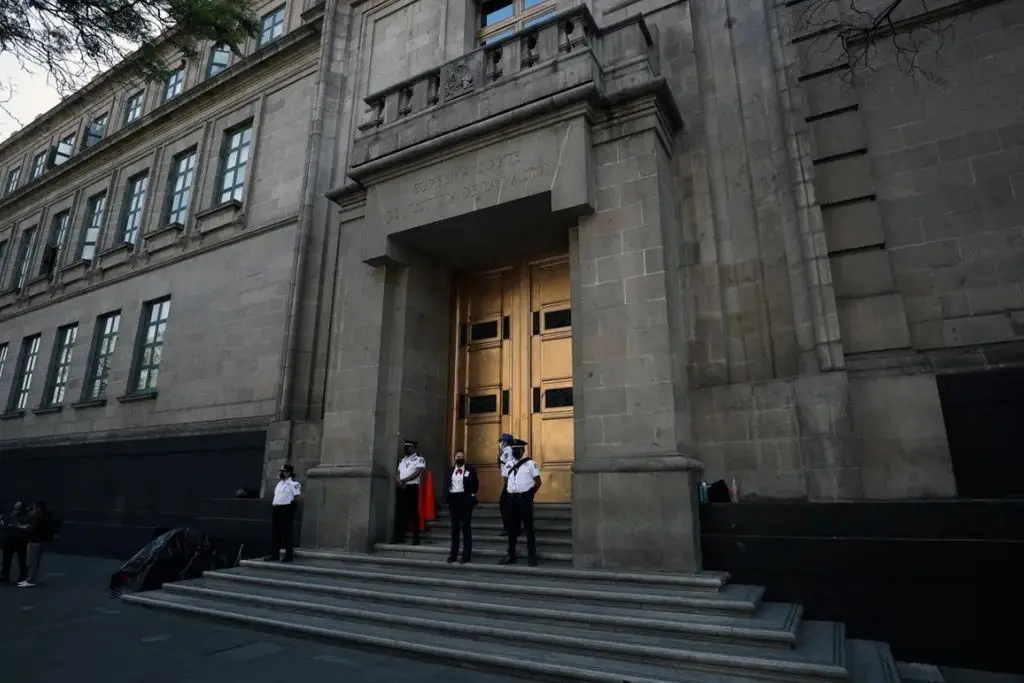Trabajadores de la Suprema Corte se suman al paro contra la reforma ...