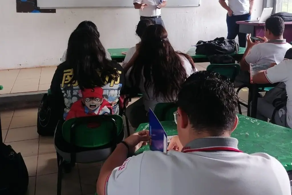 Participa en el sondeo