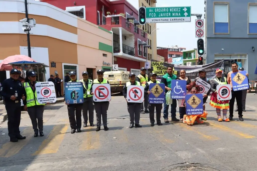 Participa en el sondeo