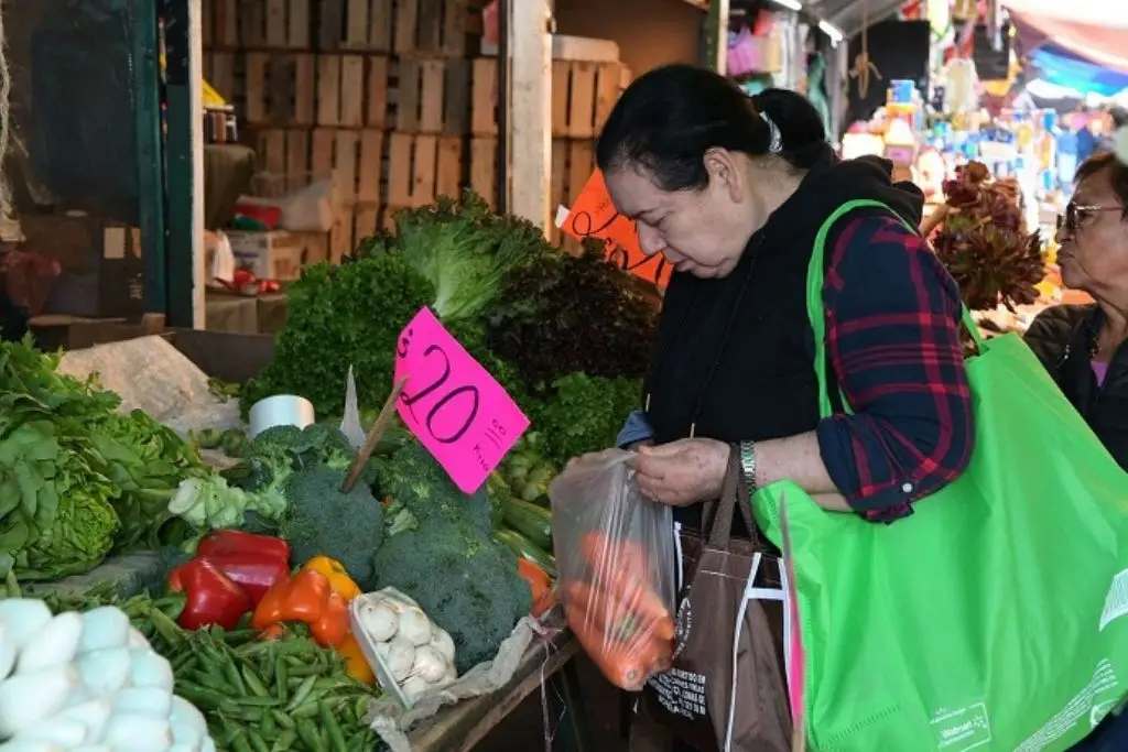 Participa en el sondeo