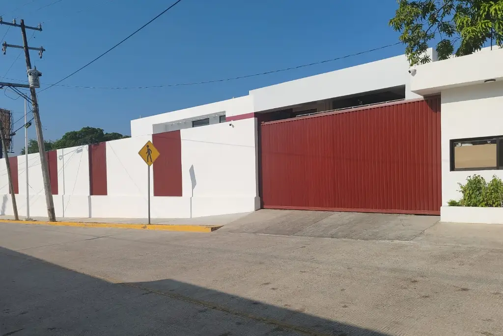 Participa en el sondeo