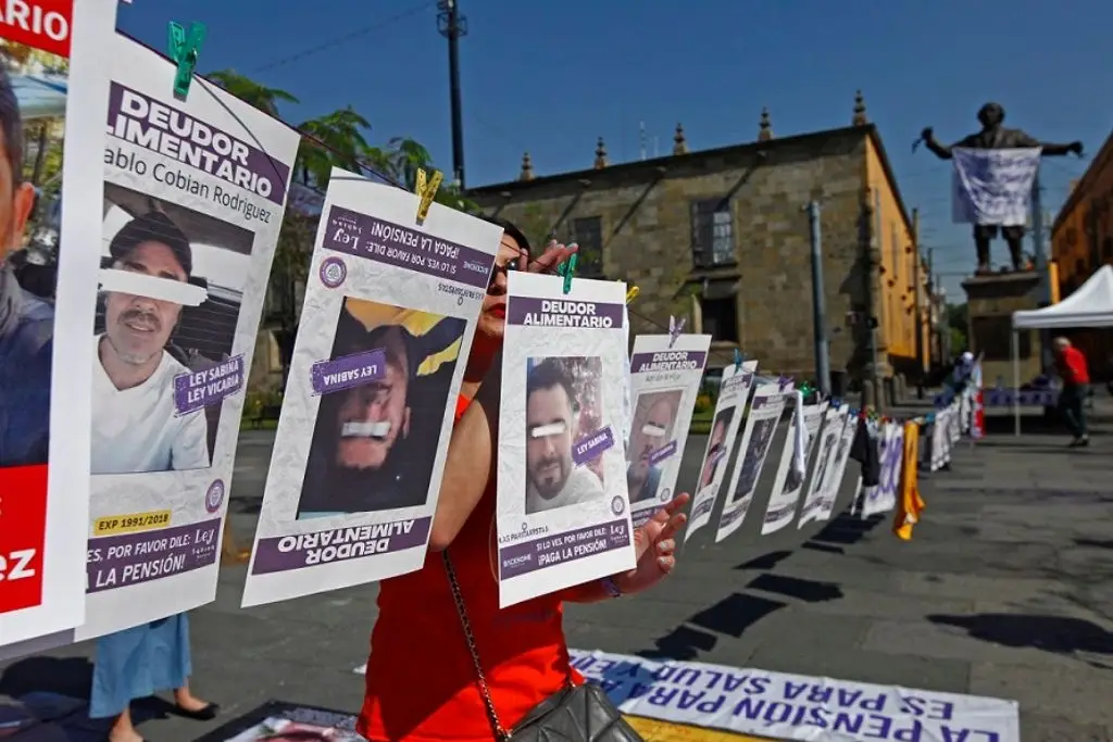 Participa en el sondeo